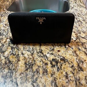 EUC Authentic Prada Saffiano leather full-size zip around wallet.